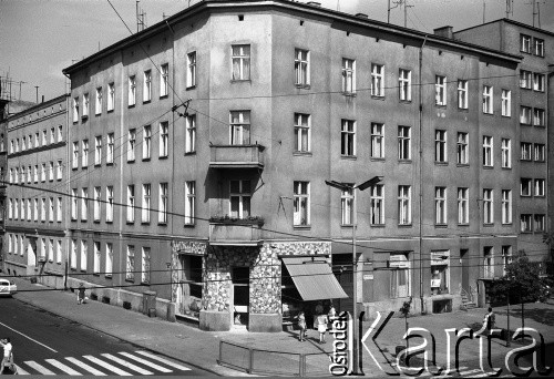 Lata 70., Szczecin, Polska.
Ulica Krzywoustego, róg. ul. ks. Bogusława X.
Fot. Maciej Jasiecki, zbiory Ośrodka KARTA