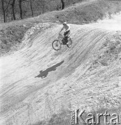 Lata 70., Szczecin, Polska.
„Motocross”.
Fot. Maciej Jasiecki, zbiory Ośrodka KARTA