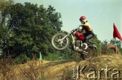 Lata 70., Szczecin, Polska.
„Motocross”.
Fot. Maciej Jasiecki, zbiory Ośrodka KARTA