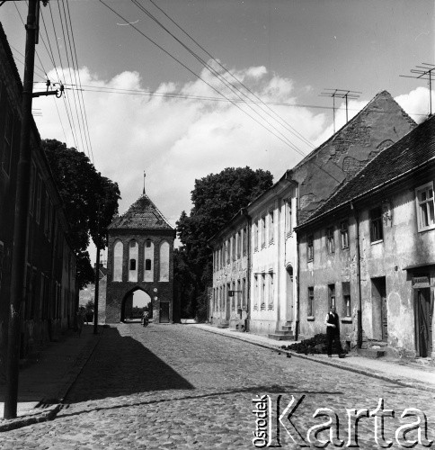 Lata 60., Myślibórz, Polska.
Brama Pyrzycka.
Fot. Maciej Jasiecki, zbiory Ośrodka KARTA