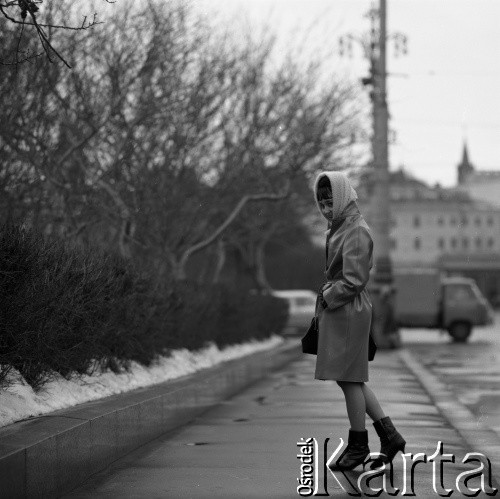 1966, Moskwa, ZSRR.
Mieszkanka Moskwy.
Fot. Maciej Jasiecki, zbiory Ośrodka KARTA