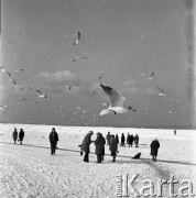 Lata 60.-70., Polska.
Zima na plaży.
Fot. Maciej Jasiecki, Fundacja Ośrodka KARTA