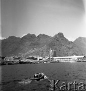 Lata 70., Santa Cruz de Tenerife, Hiszpania.
Port. Zdjęcie zrobione w czasie rejsu.
Fot. Maciej Jasiecki, zbiory Ośrodka KARTA