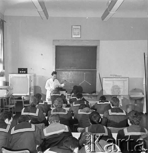 Lata 70., Szczecin, Polska.
Studenci Wyższej Szkoły Morskiej.
Fot. Maciej Jasiecki, Fundacja Ośrodka KARTA
