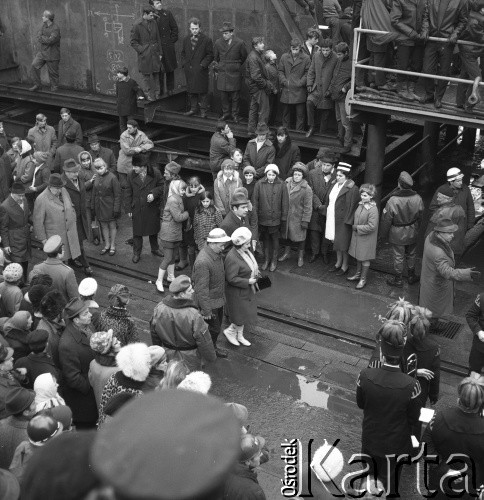 11.04.1970, Szczecin. Polska
Wodowanie statku Powstaniec Śląski w Stoczni Szczecińskiej im. Adolfa Warskiego. 
Fot. Maciej Jasiecki, zbiory Ośrodka KARTA