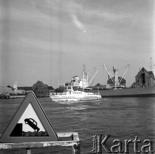 1972, Kopenhaga, Dania.
W porcie. Zdjęcie zrobione w czasie rejsu MS Jedność Robotnicza.
Fot. Maciej Jasiecki, zbiory Ośrodka KARTA