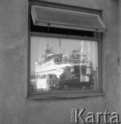 Lata 70., brak miejsca.
Prom m/f Gryf w porcie. Pływał na trasie Świnoujście-Ystad (Szwecja).
Fot. Maciej Jasiecki, zbiory Ośrodka KARTA