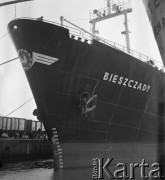 Lata 70., brak miejsca.
MS Bieszczady w porcie. Zdjęcie wykonane w czasie promu m/f Gryf na trasie Świnoujście-Ystad (Szwecja).
Fot. Maciej Jasiecki, zbiory Ośrodka KARTA