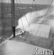 Lata 70., brak miejsca.
Sztorm.
Fot. Maciej Jasiecki, zbiory Ośrodka KARTA
