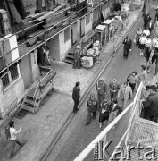 Lata 70., Szczecin, Polska.
Uroczystości w porcie.
Fot. Maciej Jasiecki, zbiory Ośrodka KARTA

