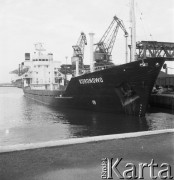 Lata 70., Szczecin, Polska.
Statek „Koronowo”.
Fot. Maciej Jasiecki, zbiory Ośrodka KARTA
