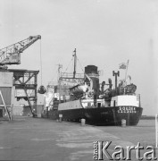 Lata 60.-70, Szczecin, Polska.
MS Sołdek w porcie szczecińskim. 
Fot. Maciej Jasiecki, zbiory Ośrodka KARTA