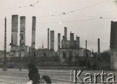 Po 1.09.1939, Warszawa, Polska.
Zniszczone nalotami bombowymi budynki.
Fot. NN, zbiory Ośrodka KARTA, udostępnił Roman Trojanowicz