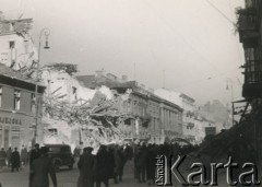 Po 1.09.1939, Warszawa, Polska.
Dom Malinowskiego przy ul. Nowy Świat róg Chmielnej.
Fot. NN, zbiory Ośrodka KARTA, udostępnił Roman Trojanowicz