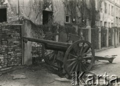 Po 1.09.1939, Warszawa, Polska.
Działo.
Fot. NN, zbiory Ośrodka KARTA, udostępnił Roman Trojanowicz