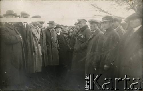 Przed 1939, Krasne, woj. wileńskie, Polska.
Otwarcie wystawy zwierząt hodowlanych w Krasnem.
Fot. NN, kolekcja Jana Piekutowskiego, zbiory Ośrodka KARTA