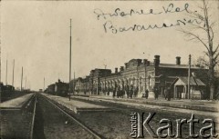 Ok. 1921, Baranowicze, woj. nowogródzkie, Polska.
Dworzec kolejowy w Baranowiczach.
Fot. NN, kolekcja Jana Piekutowskiego, zbiory Ośrodka KARTA