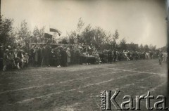 Lata 20., Mołodeczno, woj. wileńskie, Polska.
Święto Przysposobienia Wojskowego i Wychowania Fizycznego w Mołodecznie.
Fot. NN, kolekcja Jana Piekutowskiego, zbiory Ośrodka KARTA