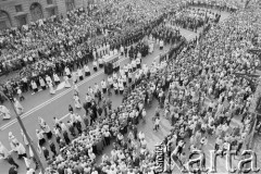 31.05.1981, Warszawa, Polska.
Pogrzeb prymasa Polski kardynała Stefana Wyszyńskiego.
Fot. Tomasz Tomaszewski, zbiory Ośrodka KARTA