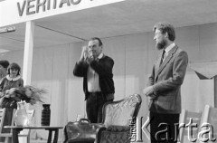 6-12.06.1981, Polska.
Wizyta Czesława Miłosza w Polsce po otrzymaniu Literackiej Nagrody Nobla.
Fot. Tomasz Tomaszewski, zbiory Ośrodka KARTA.
