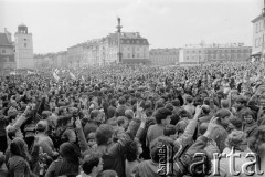 3.05.1982, Warszawa, Polska.
Niezależna manifestacja na placu Zamkowym.
Fot. Tomasz Tomaszewski, zbiory Ośrodka KARTA