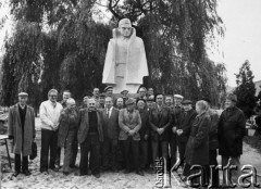 7.07.1985, Wąchock, Polska.
Pomnik Jana Piwnika 