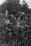 Druga połowa 1943, lasy osieczyńskie, Góry Świętokrzyskie.
Zgrupowania Partyzanckie AK 