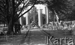 16.07.1943, Newark, Wielka Brytania. 
Grób gen. Władysława Sikorskiego po uroczystościach pogrzebowych.
Fot. Zenon Brejwo, zbiory Ośrodka KARTA