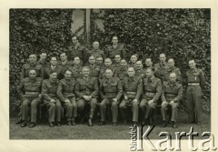 1940-1942, Pfäffikon, Szwajcaria.
Żołnierze 6. Kresowego Pułku Strzelców Pieszych.
Fot. NN, zbiory Ośrodka KARTA, album przekazała Wanda Klenczon