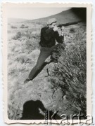 Ok. 1960, Comodoro Rivadavia, Argentyna.
Roberto Szymanski.
Fot. NN, zbiory Roberto Carlosa Szymanskiego, reprodukcje cyfrowe w  Bibliotece Polskiej im. Ignacego Domeyki w Buenos Aires (Biblioteca Polaca Ignacio Domeyko) i w Ośrodku KARTA w Warszawie