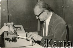 29.10.1970, Comodoro Rivadavia, prowincja Chubut, Argentyna.
Ludwik Figna.
Fot. NN, zbiory Juana Ludvica Figny, reprodukcje cyfrowe w Bibliotece Polskiej im. Ignacego Domeyki w Buenos Aires (Biblioteca Polaca Ignacio Domeyko) i w Ośrodku KARTA w Warszawie.