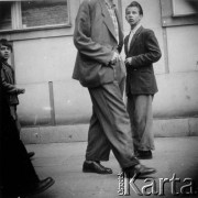 28.06.1956, Poznań, Poznańskie woj., Polska.
Protest poznańskich robotników. Fotografie wykonane przez funkcjonariuszy UB w celu identyfikacji manifestantów.
Fot. NN, zbiory Ośrodka KARTA, udostępnił Grzegorz Braun
