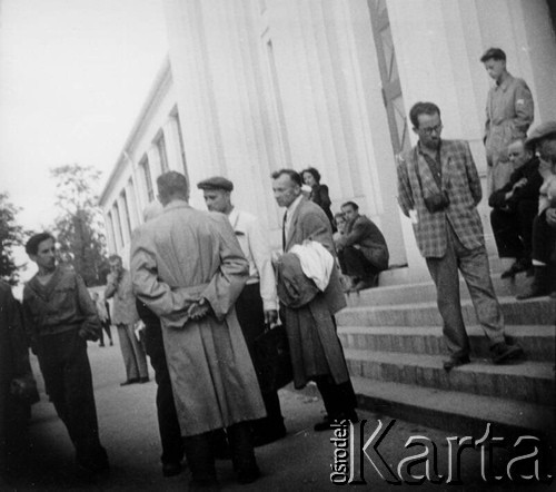 28.06.1956, Poznań, Poznańskie woj., Polska.
Protest poznańskich robotników. Fotografie wykonane przez funkcjonariuszy UB w celu identyfikacji manifestantów.
Fot. NN, zbiory Ośrodka KARTA, udostępnił Grzegorz Braun
