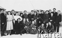 1955, Wesoła k. Magadanu, Kołyma, ZSRR.
Polonia magadańska - mieszkańcy osiedla 