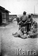 1919, Syberia, Rosja.
Ludzie na ulicy.
Fot. Jarosław Okulicz-Kozaryn, zbiory Ośrodka KARTA