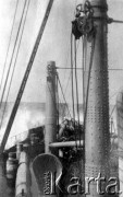Styczeń 1919, brak miejsca.
Podróż członków Polskiej Misji Wojskowej z Honolulu do Władywostoku.
Fot. Jarosław Okulicz-Kozaryn, zbiory Ośrodka KARTA