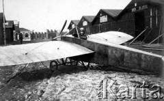 1914-1915, Rosja.
Sztabskapitan W. Uszakow w samolocie.
Fot. Jarosław Okulicz-Kozaryn, zbiory Ośrodka KARTA