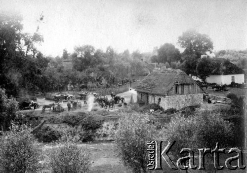 Sierpień 1914, Kowale, pow. Nisko.
Sztab XVIII korpusu rozlokowany we wsi Kowale.
Fot. Jarosław Okulicz-Kozaryn, zbiory Ośrodka KARTA