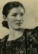 1940, Calarasi, Rumunia.
Polascy uchodźcy w Rumunii, prtret Adeli Pestrakiewicz, na odwrocie podpis: