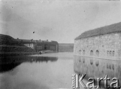 1920, Dyneburg [Dźwińsk], Łotwa.
5 pułk piechoty Legionów na Łotwie. Cytadela w Dźwińsku, fort północny.
Fot. NN, zbiory Ośrodka KARTA, udostępnił Jacek 
Staszelis.


