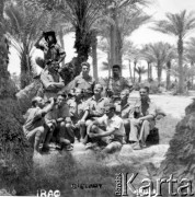 1943, Irak.
Żołnierze 2 Korpusu Polskiego.
Fot. NN, zbiory Ośrodka KARTA, spuścizna Antoniego Mączki, udostępnił Mirosław Mączka.
