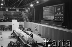 wrzesień-październik 1981, Gdańsk, Polska.
Obrady I Krajowego Zjazdu Delegatów NSZZ „Solidarność”. Sala obrad.
Fot. Maciej Czarnocki, zbiory Ośrodka KARTA.
