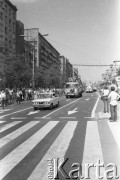 3-5.08.1981, Warszawa, Polska.
Kierowcy autobusów miejskich i ciężarówek zablokowali rondo u zbiegu ulic Marszałkowskiej i Alei Jerozolimskich. Protestowali w ten sposób przeciwko obniżce kartkowych przydziałów mięsa i trudnościom zaopatrzeniowym. Strajk został zorganizowany przez Zarząd Regionu NSZZ 