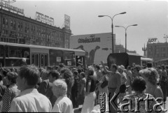 3-5.08.1981, Warszawa, Polska.
Kierowcy autobusów miejskich i ciężarówek zablokowali rondo u zbiegu ulic Marszałkowskiej i Alei Jerozolimskich. Protestowali w ten sposób przeciwko obniżce kartkowych przydziałów mięsa i trudnościom zaopatrzeniowym. Strajk został zorganizowany przez Zarząd Regionu NSZZ 