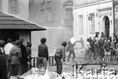 3.05.1982, Warszawa, Polska.
Niezależna demonstracja na Starym Mieście, zorganizowana przez podziemne struktury 