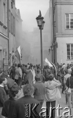 3.05.1982, Warszawa, Polska.
Niezależna demonstracja na Starym Mieście, zorganizowana przez podziemne struktury 