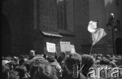 31.08.1982, Warszawa, Polska
Manifestacja zorganizowana przez Solidarność w drugą rocznicę podpisania 