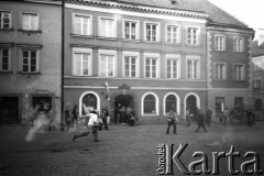 3.05.1982, Warszawa, Polska.
Niezależna demonstracja na Starym Mieście, zorganizowana przez podziemne struktury 