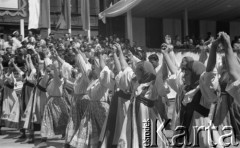 22.07.1953, Stalinogród (Katowice), Polska.
Uroczyste obchody 9 rocznicy ogłoszenia Manifestu PKWN, uczestnicy pochodu.
Fot. Kazimierz Seko, zbiory Ośrodka KARTA
 
