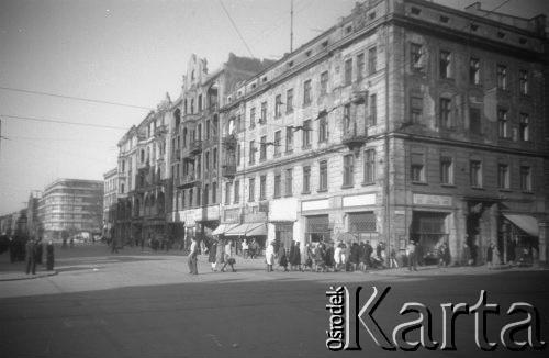 1948, Wrocław, Polska.
Fragment miasta.
Fot. Kazimierz Seko, zbiory Ośrodka KARTA
 
